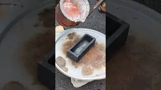 Metal Casting Process - Melting Aluminum Cans #heinrichsmade #metalcasting #aluminium