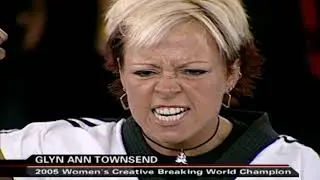 Glyn Ann Townsend must have a real hatred for bats! Watch her completely annihilate this bat.