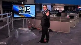 OUTTAKES: Jay Feely kicks around at ABC15