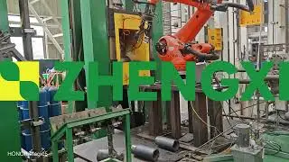 Metal forging process use hydraulic press