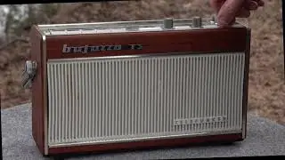 Telefunken Bajazzo TS vintage transistor radio, era 1965-66. 10.4.2021
