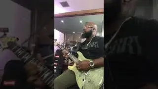 Flomuzic Synth 🎸 on Shout Bump (Snippet)