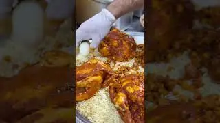 #BigFoodTrays #UAErestaurants #FamilyGatherings #TraditionalFood #RestaurantDeals