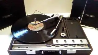 Panasonic Portable AC / DC Record Player AM/FM Radio System