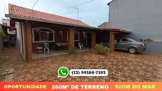 Casa à venda. Oportunidade perto do mar, em rua pavimentada - LOTE INTEIRO