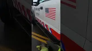 GMC STRUCK GUARD RAIL ON ICE! 6 #automobile #police #towing #viralvideo #snow #ice #winter #cold
