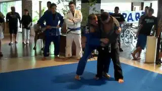 Steve Maxwell: Self-Defense Demo @ Punaaiua