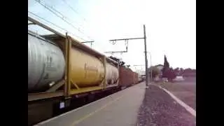 BB27000 mit UKV-Zug in Leucate-La Franqui