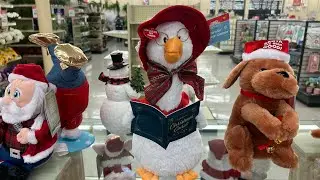 Cuddle Barn Animated Christmas Carolin Mother Goose