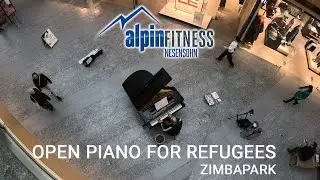 Open Piano for Refugees im Zimbapark B&uuml;rs - Praeludium No.1 J.S.Bach