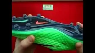 Обзор бутс Nike HYPERVENOM Phantom от эксперта футбольной экипировки 11х11 А