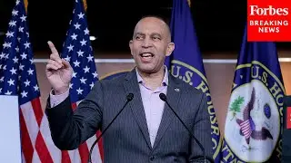 Hakeem Jeffries: 'The American People Are Demanding Accountability' For ICE Acts, Venezuela Strikes