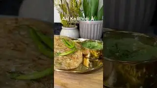 Soft & Crispy Paneer Paratha 😋🫓 ghar ki simple tasty recipe cooking_with Sona #paratha #shorts
