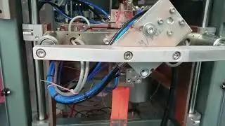 Filling and Sealing Operation of Triapex HU1 Bagger