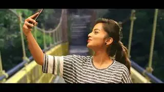 Groufie Motion Poster