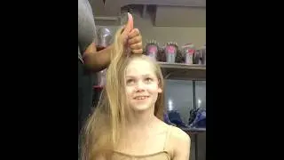 Putting my WIG ON . . . to Flower! 💇&zwj;♀️ 🪮 #shorts #stage #ballet #dancer