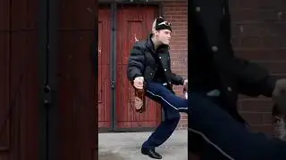 ГОПНИК ПОВТОРЯЕТ ПАЦАНДОБЛЬ RUSSIAN HARDBASS