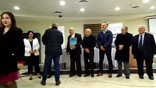 11.12.2025: تقديم درع التكريم للمصور فؤاد أبو خضرة/إشراقات حيفاوية/نادي حيفا الثقافي