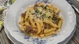 Cremige Pasta mit Salsiccia