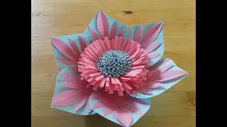 DIY Blumen aus Papier. Papierblumen selber falten. Blumenschmuck basteln