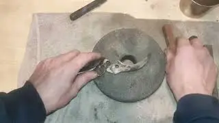 Секатор как бритва за две минуты! Режет даже гвозди!!