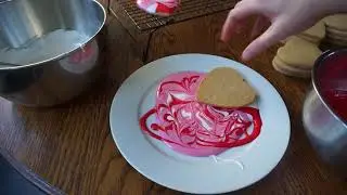 Marble Effect with Royal Icing
