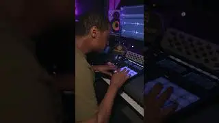 THIS HOW TO MAKE A BEAT ON THE MASCHINE PLUS🔥
