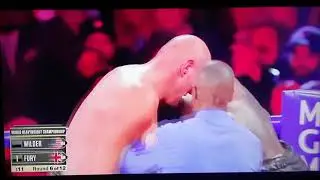 Tyson Fury taste blood of Deontay Wilder