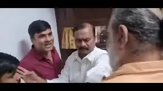 Mumbai Press Club President Samar Khadas aggressively confronting, abusing India TV's Rajesh Kumar