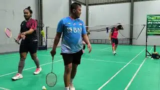 Gilaminton Sabtu Pagi. Kuakui kuakui (gladiatorz vs architect) klasik. Menguras stamina. 