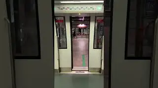 Singapore MRT Door Closing (North East Line C751C) #massrapidtransit #singaporebus #singaporemrt