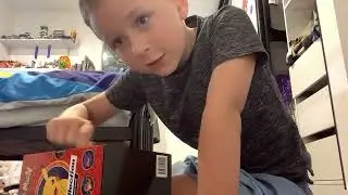 Unboxing Pok&eacute;mon books anime 