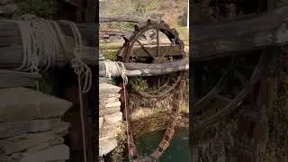 Aaj bhi Rahat chalte hai idhar or Rahat se Pani bhi nikalte hai water wheel old irrigation system