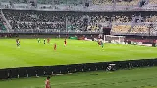 Melihat persebaya bertanding di stadion gelora bung Tomo 