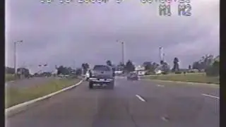 High speed truck chase to Mexican border