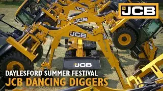 JCB&rsquo;s Dancing Diggers at Daylesford Festival