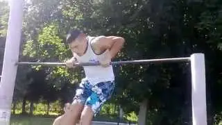Street Workout  Volodya Vikhar ( Nadvirna 2014)