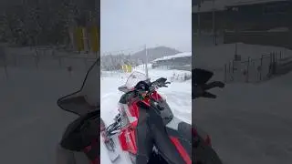 Canada NH Border #snowmobile #nh #canada #border #polaris #cold