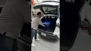 Обзор стандартного багажника и грузового пространства Tesla Model Y #tesla #modely #carreview #ev...