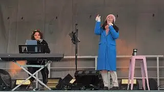 🎄 Большая рождественская ярмарка Монреаля 2025 | Николь Аррадж &ndash; Live 3️⃣