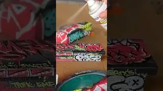 Глянцевое прозрачное покрытие после преодоления этих препятствий на фингерборде! Есть предложения...