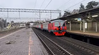 &laquo;Двойная встреча и зацеперы!&raquo; Электропоезда ЭД4М-0328, 0382 и 0235 на пл.Тайнинская, декабрь 2025 г