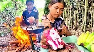 @arsprimitivecooking  @SurvivalCookingTV  cooking in food 