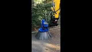 Excavator mounted hydraulic brush attachment - Slanetrac RB80 on Komatsu PC26