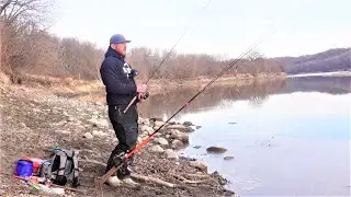 Winter Time River Fishing! (Catch and Cook)