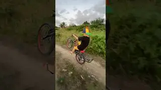S&Oacute; QUEM GOSTA DE GRAU CURTE 😂 #grau #bike #bicicleta