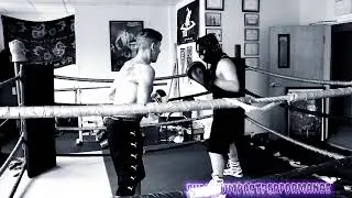Mitt Work #boxing #boxingtraining 