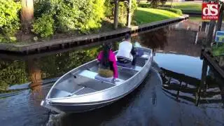 Toeristen in Giethoorn snappen boot niet