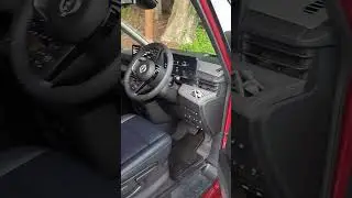 新型日産セレナ、ルキシオンカッコいい‼️新品についてるあれとりてぇ‼️