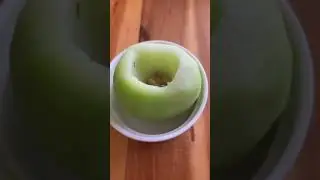 BAKED APPLE AKA EL CHAYOTE